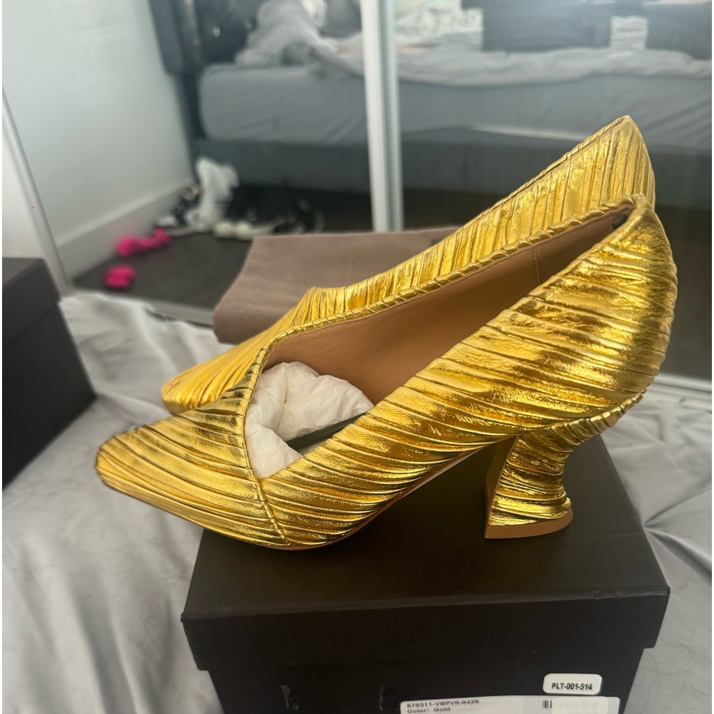 Bottega Venetta heels